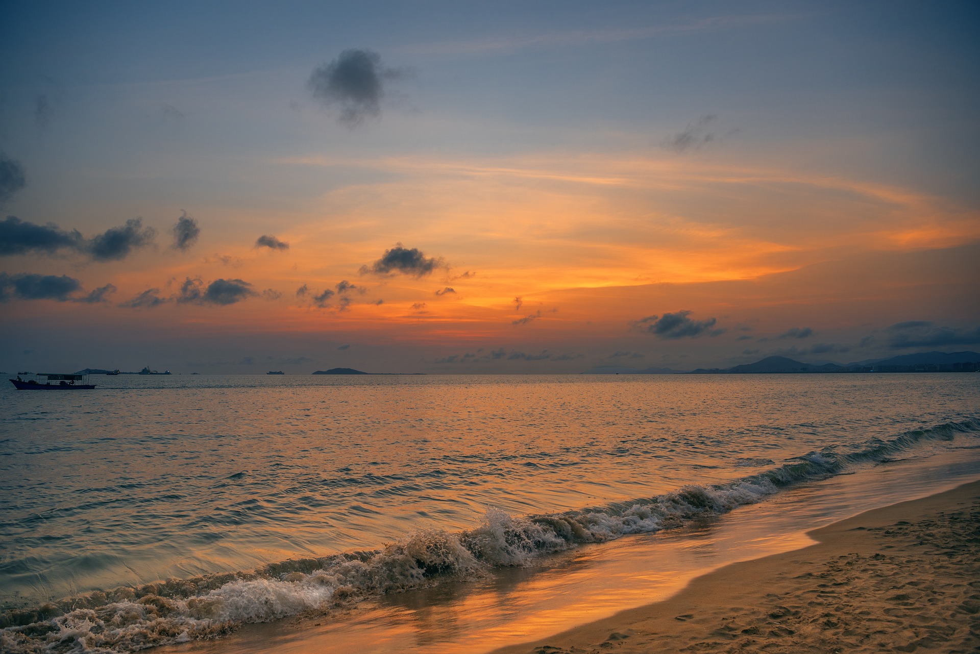 Enjoy the beach on your Port Aransas Summer Vacation
